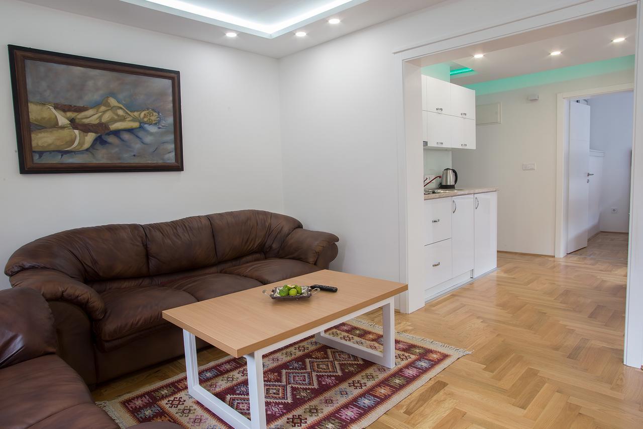 Guest House Hendek SJJ Esterno foto