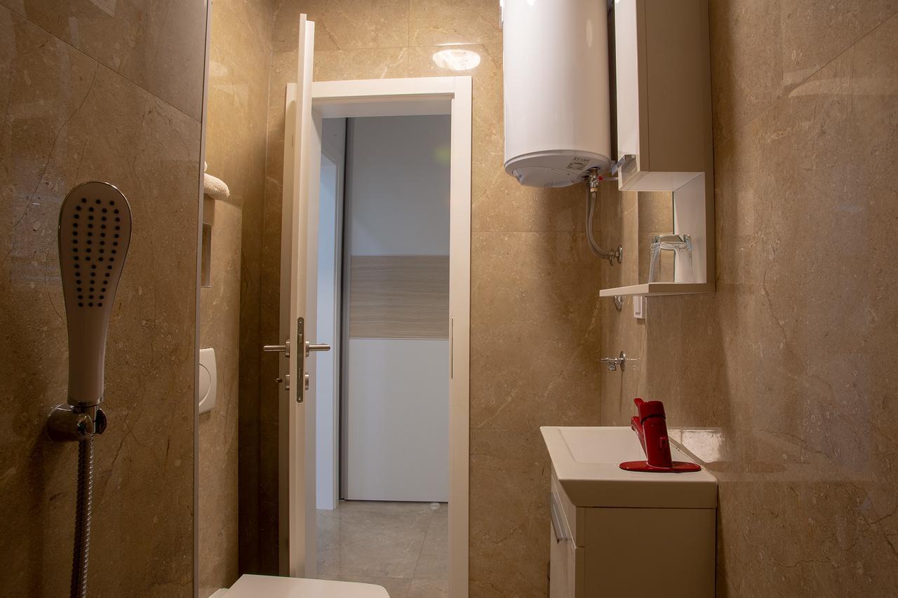 Guest House Hendek SJJ Esterno foto