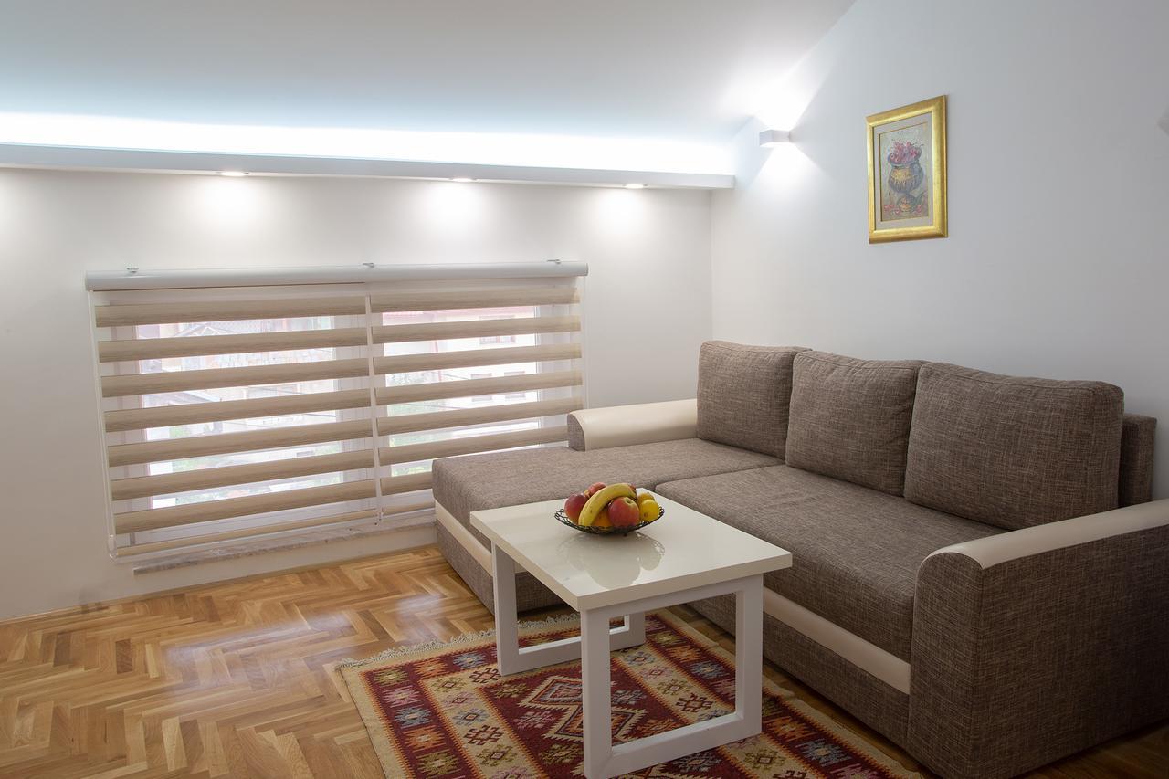 Guest House Hendek SJJ Esterno foto